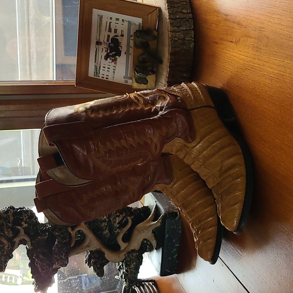 Tan alligator skin cowboy boots